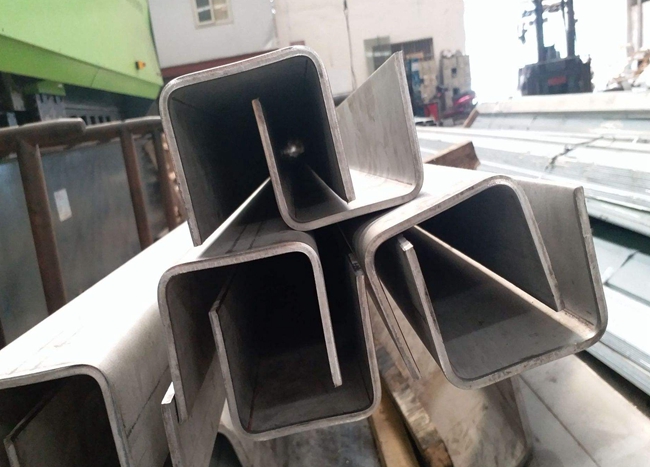 Cold Rolled Hot Rolled U Shaped Stainless Steel C Channel for Construction